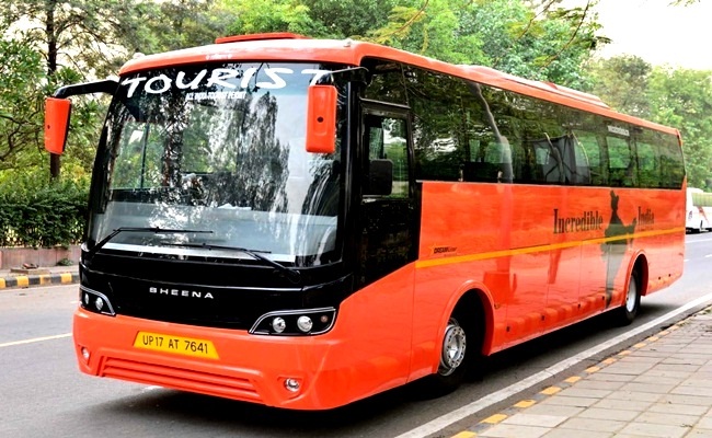 Choosing the Perfect Luxury Bus on Rent in Mumbai: A Comprehensive Guide